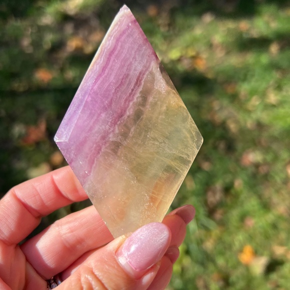 Fluorite (1) diamond | crystal - Picture 1 of 13